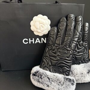 CHANEL Black Leather Embroidered Gloves Rabbit Fur Cuffs Women’s Medium
